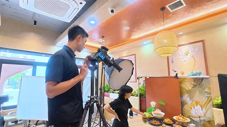 Nên thuê Freelancer Hay Studio Để Chụp Ảnh Món Ăn?