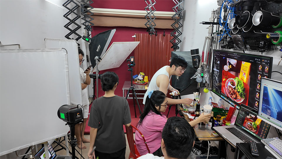 quy-trinh-chup-anh-mon-an-can-dang-studio (10)